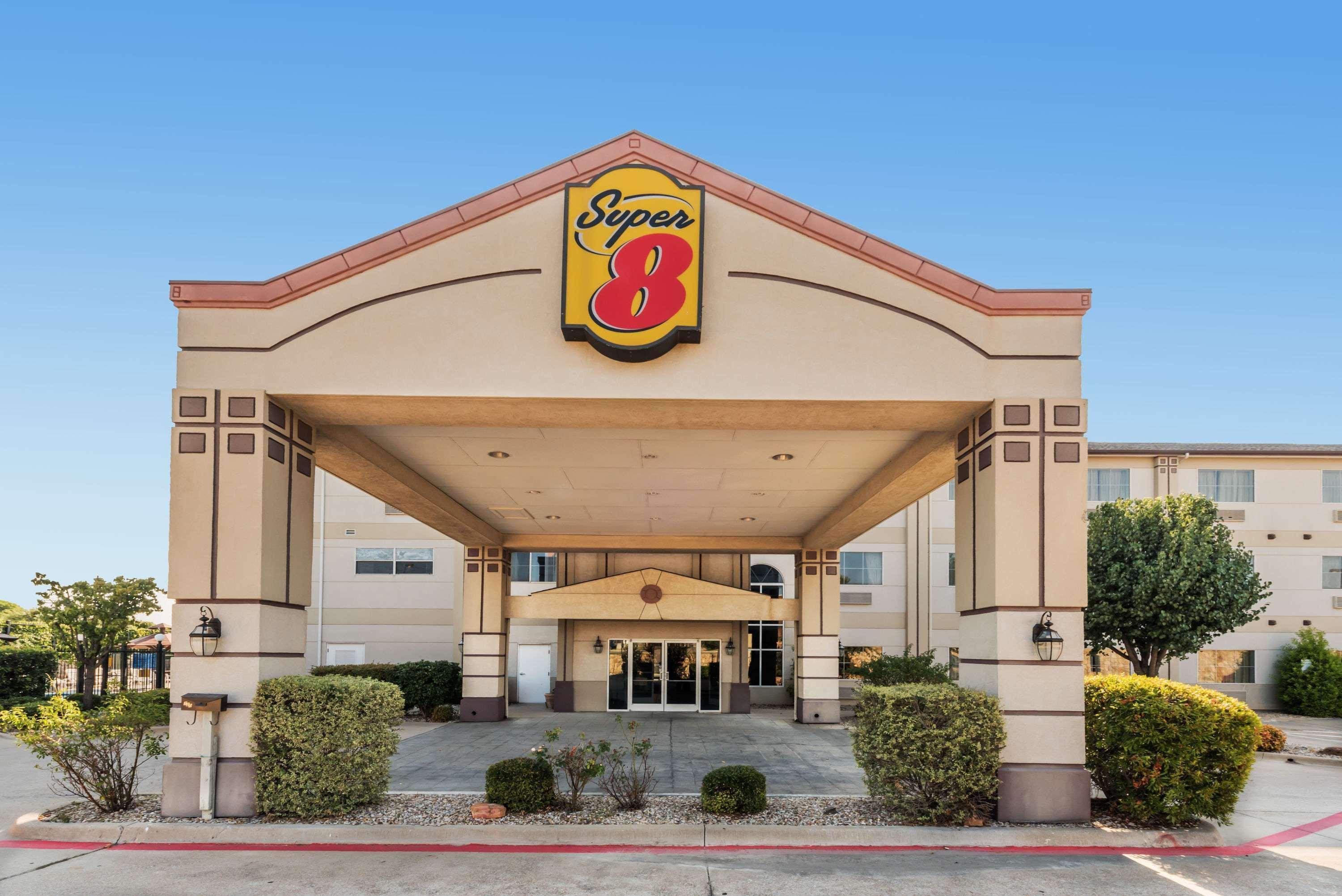 Super 8 By Wyndham Weatherford Exterior photo